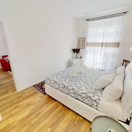Triestevillas Brand New W/ Ac, Old Town Appartement Trieste
